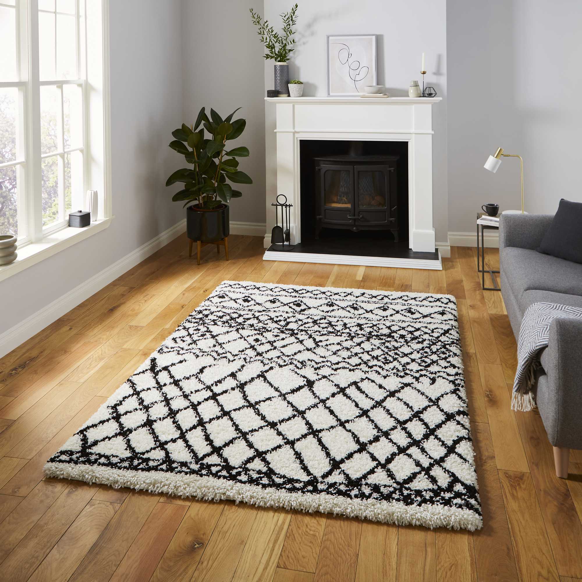 Scandi Berber G274 Shaggy Boho Rugs In White Black